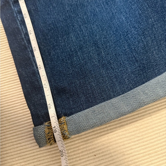 Old Navy Women's Blue Jean Shorts 12 - Picture 3 of 9